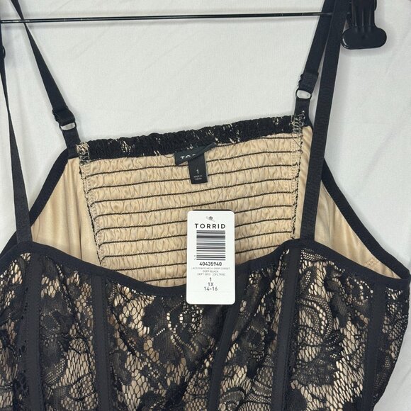 Torrid size 1 - new with tags - corset lace top - Picture 7 of 7